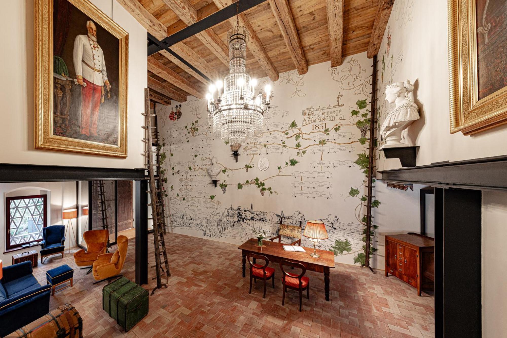 Castel Sallegg Suites Adults Only กัลดาโร ภายนอก รูปภาพ
